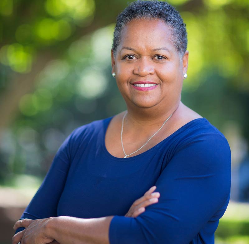 Portrait of Lynell Cadray